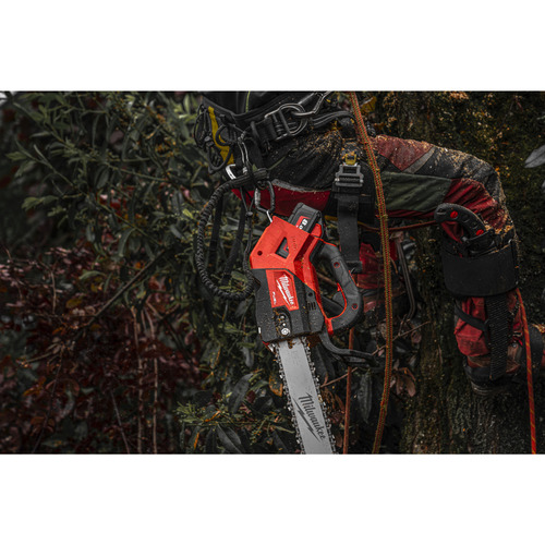 M18 FTHCHS35-802 Akumulatorowa pilarka łańcuchowa z górnym uchwytem + 2x Bateria 8Ah i ładowarka 30 cm 18V Milwaukee 17