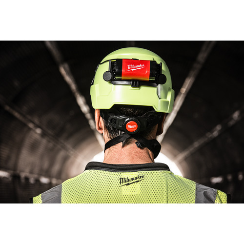 Latarka czołowa BOLT 600 lumenów ładowana przez USB 7