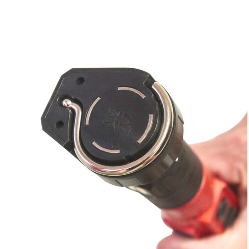 Latarka zasilana kablem USB o mocy 550 lumenów L4 SL Milwaukee 6