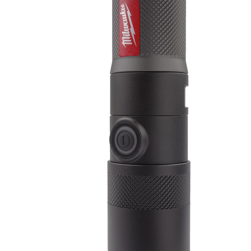 Metalowa latarka LED z możliwością ładowania przez USB L4 TMLED-301 Millwaukee 3