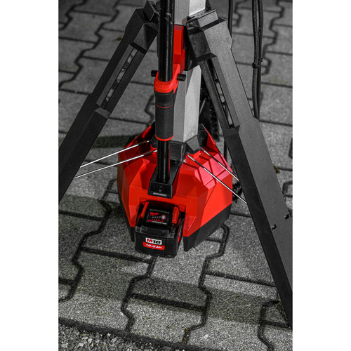 Lampa stojąca z wbudowaną ładowarką M18 HOSALC-0 Milwaukee 6000 lumwenów 17