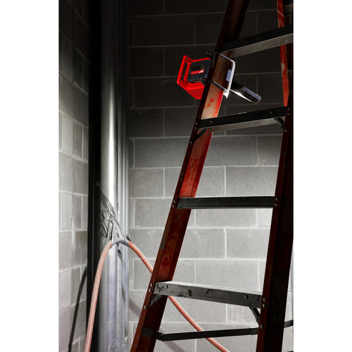 Obracana lampa LED M18 PAL-0 Milwaukee 6