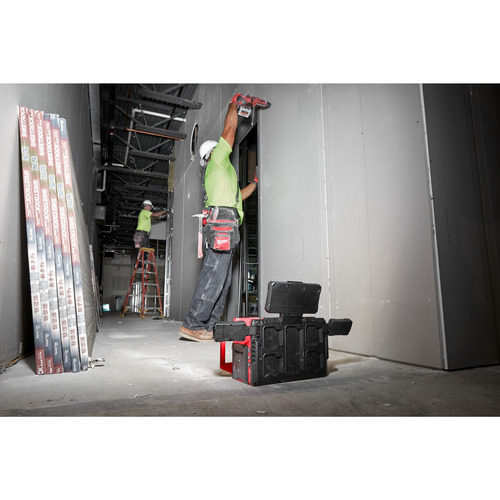 Lampa do oświetlania powierzchni/ładowarka PACKOUT™ M18 POALC-0 Milwaukee 23