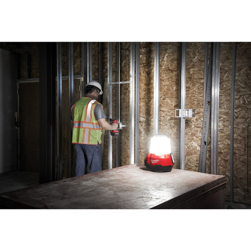 Lampa strefowa M18 TAL-0 Milwaukee 12