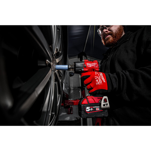 M18 FUEL™ Klucz udarowy 1/2˝ o średnim momencie obrotowym z pierścieniem zabezpieczającym M18 FMTIW2F12 17