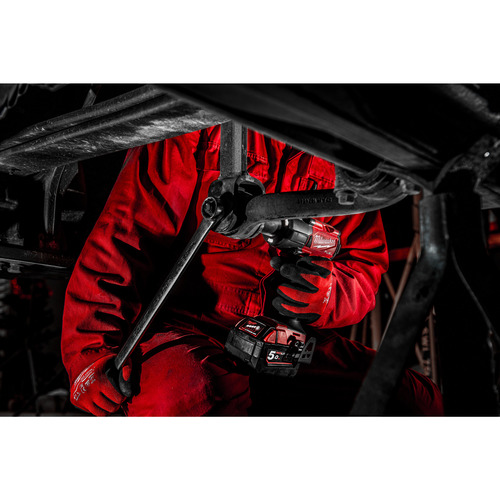 M18 FUEL™ Klucz udarowy 1/2˝ o średnim momencie obrotowym z pierścieniem zabezpieczającym M18 FMTIW2F12 19