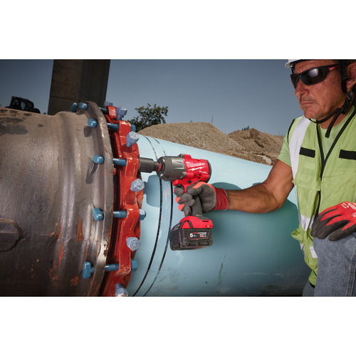Klucz udarowy M18 FUEL™ 1/2” o wysokim momencie obrotowym z pierścieniem M18 FHIW2F12 37