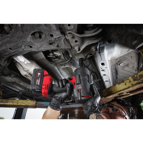 Klucz udarowy M18 FUEL™ 1/2” o wysokim momencie obrotowym z pierścieniem M18 FHIW2F12 44