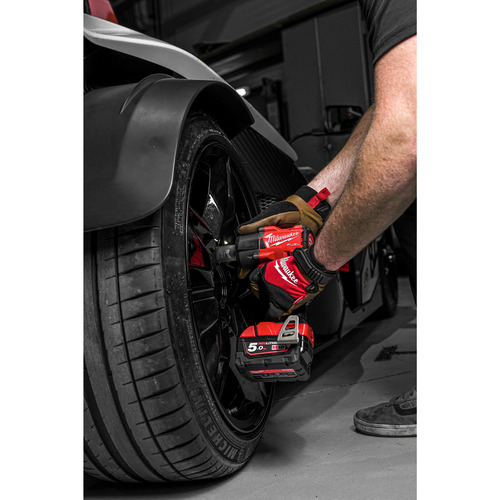 M18 FUEL™ Klucz udarowy 1/2˝ o średnim momencie obrotowym z pierścieniem zabezpieczającym M18 FMTIW2F12 52