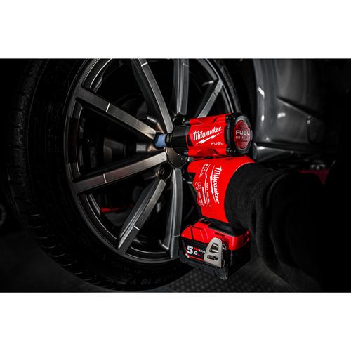 M18 FUEL™ Klucz udarowy 1/2˝ o średnim momencie obrotowym z pierścieniem zabezpieczającym M18 FMTIW2F12 54