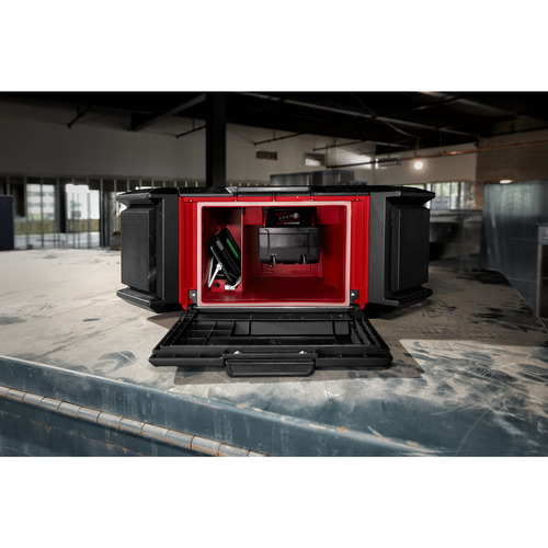 M18™ PACKOUT™ radio ładowarka M18 PRCDAB+ 9