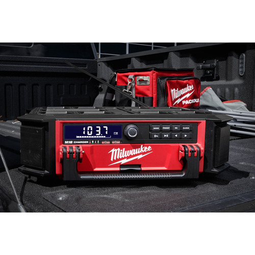 M18™ PACKOUT™ radio ładowarka M18 PRCDAB+ 12