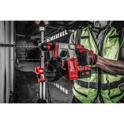 M18™ bezszczotkowy młot SDS-Plus 26 mm z 4 trybami pracy i uchwytem FIXTEC™ M18 BLHX 11