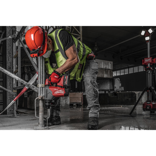M18 FUEL™ młot wiercąco-kujący SDS-PLUS z 4 trybami i ONE-KEY™ 13