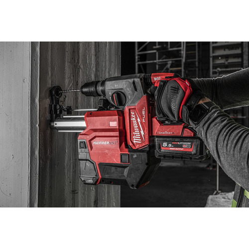 M18 FUEL™ 4-trybowy młot SDS-Plus 26 mm z uchwytem FIXTEC™, ONE-KEY™ i dedykowanym odsysaczem M18 ONEFHXDEL 8