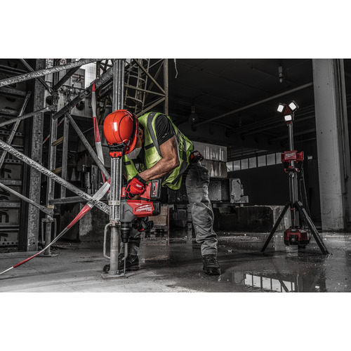 M18 FUEL™ młot wiercąco-kujący SDS-PLUS 32 mm z 4 trybami ONE-KEY™ i FIXTEC™ M18 ONEFHPX 58