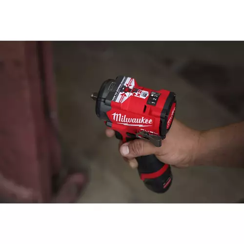 Milwaukee M12 FCIWP12G3-0 – kompaktowy klucz udarowy 1/2" z pinem bez akumulatora 3