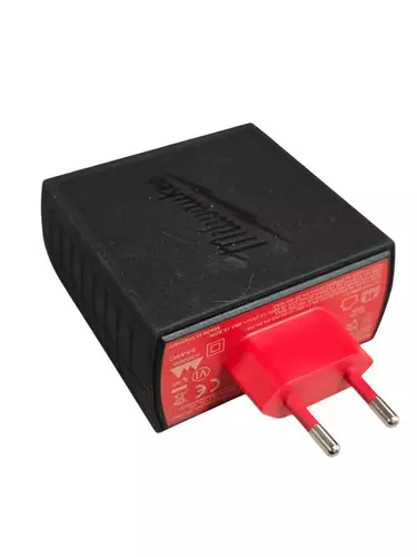 Milwaukee TC-USBC100 – adapter USB-C z dwoma portami 120 W 5