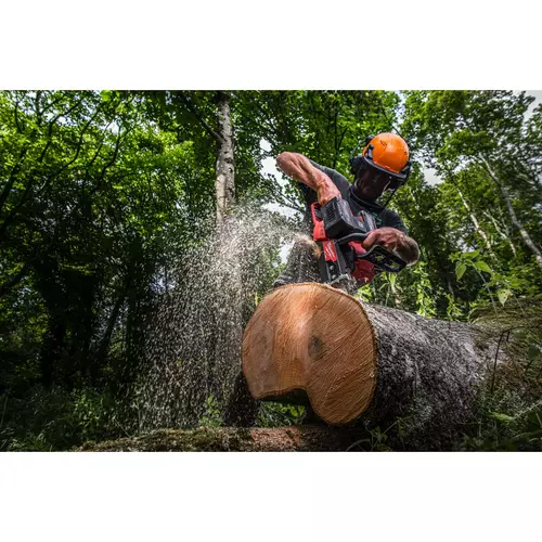 Milwaukee M18 F2CHS50-0 akumulatorowa pilarka łańcuchowa 50 cm M18 FUEL 9