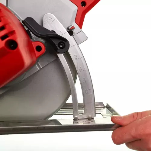 Milwaukee MCS 66 – piła tarczowa do metalu 203 mm 1800 W, cięcie 66 mm 5