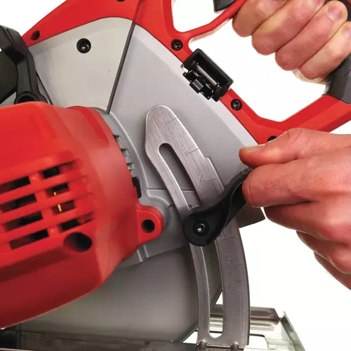 Milwaukee MCS 66 – piła tarczowa do metalu 203 mm 1800 W, cięcie 66 mm 6