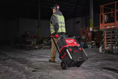 Milwaukee MXF TLIC-601 maszt oświetleniowy 15000 lm 6.0 Ah kompatybilny z Packout 10